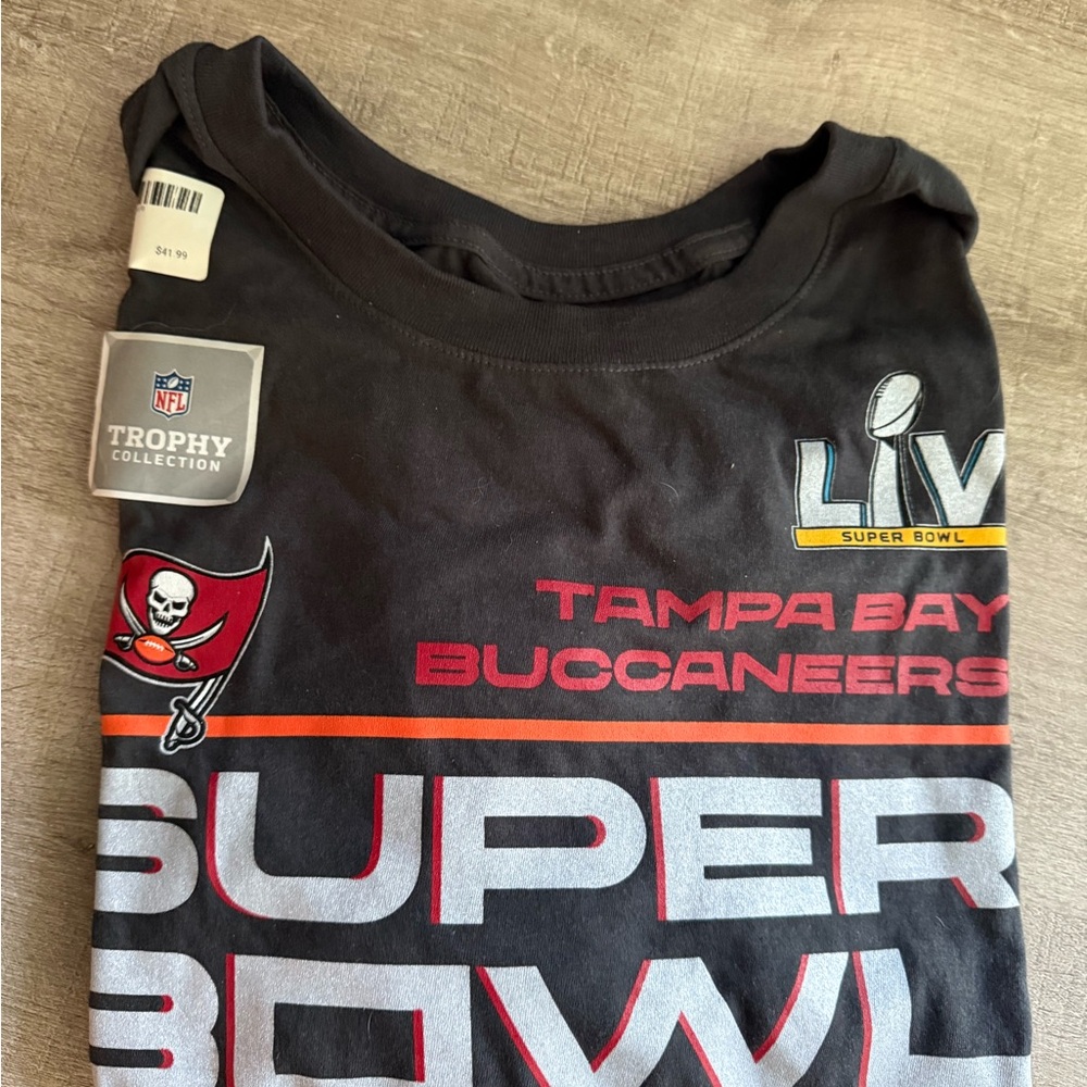 Nike NFL Tampa Bay Buccaneers Super Bowl Champion Graphic Tee